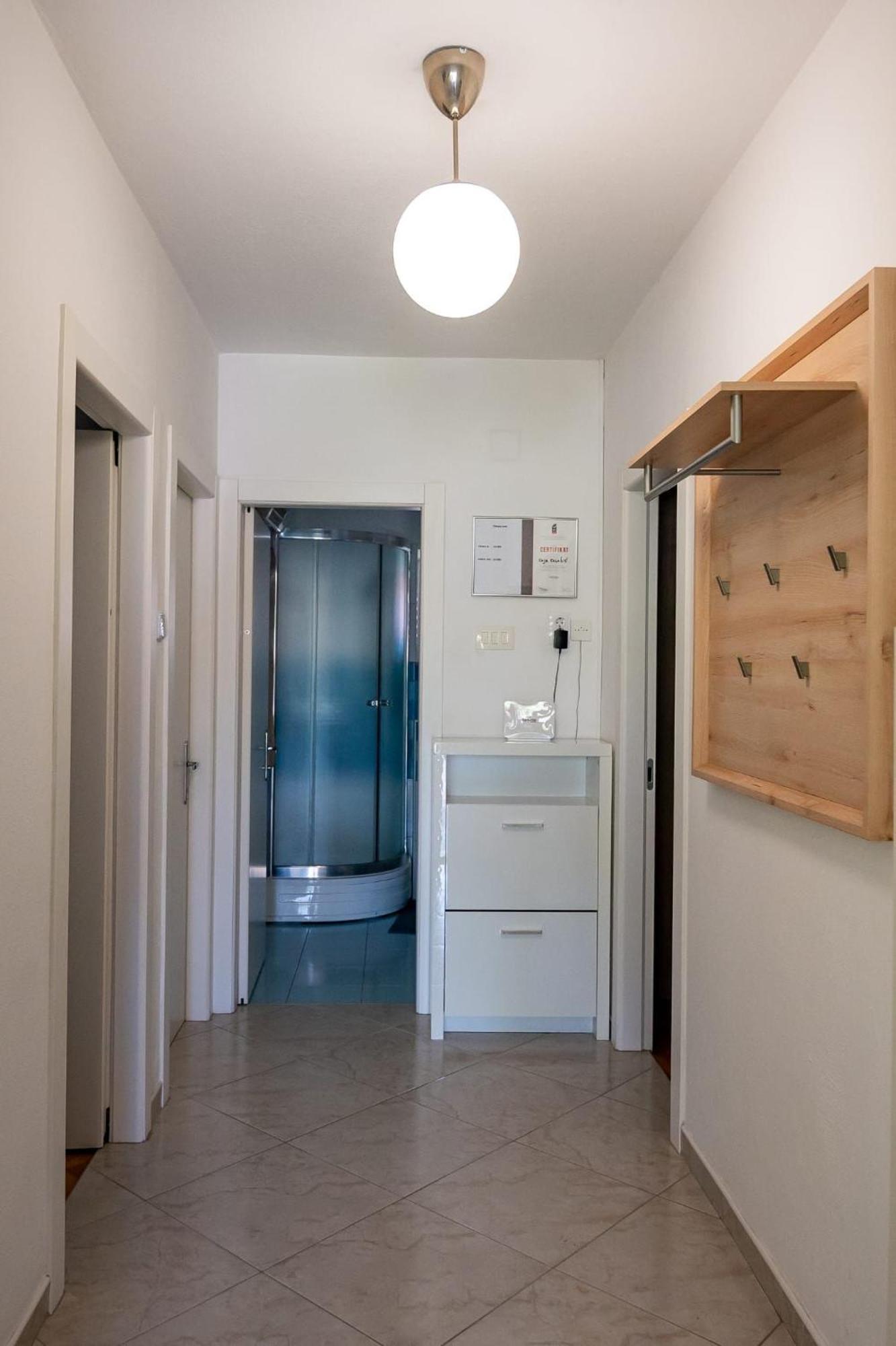 Apartments Kaja Postira Zewnętrze zdjęcie